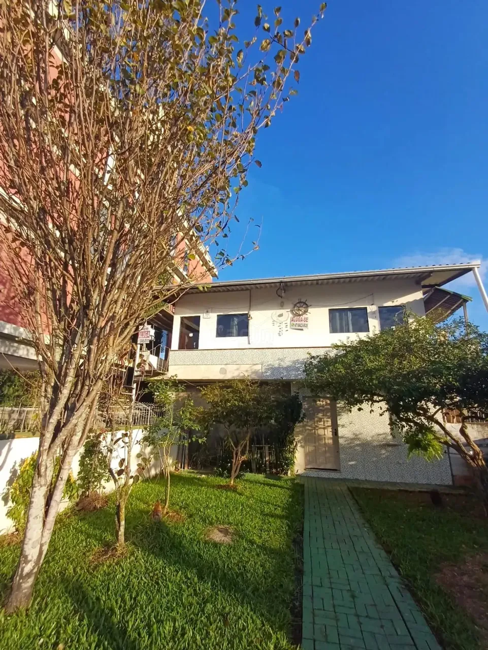 CASA PARA ALUGAR, R$ 2.800,00 CENTRO DE NAVEGANTES/SC.