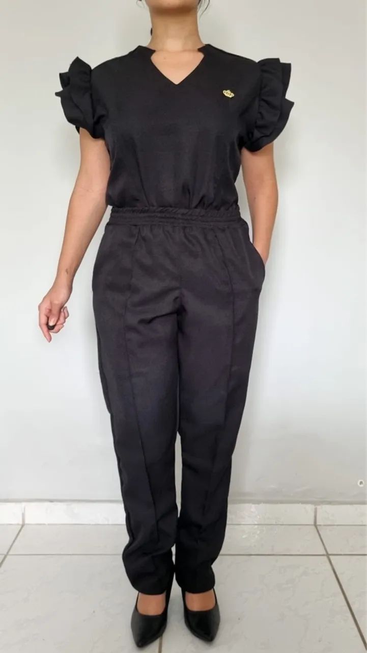Vende-se roupas hospitalares 