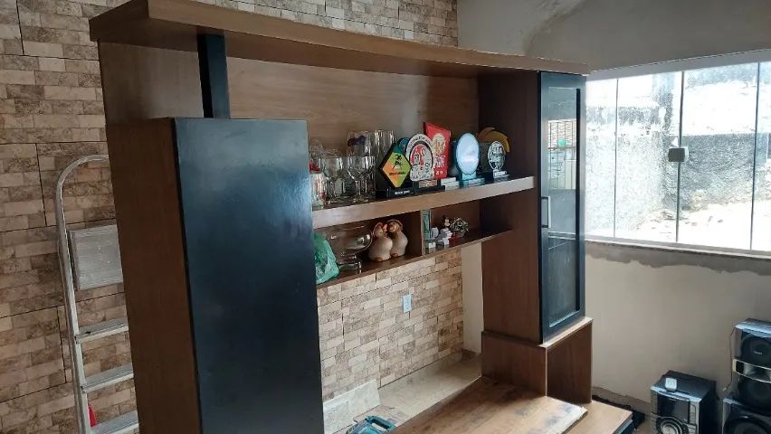 Wooden bookshelf in good condition