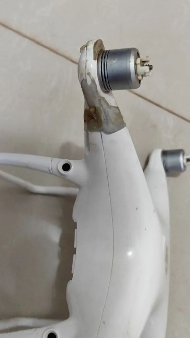 Drone DJi Phantom 4 pro/ só aeronave  - Foto 4