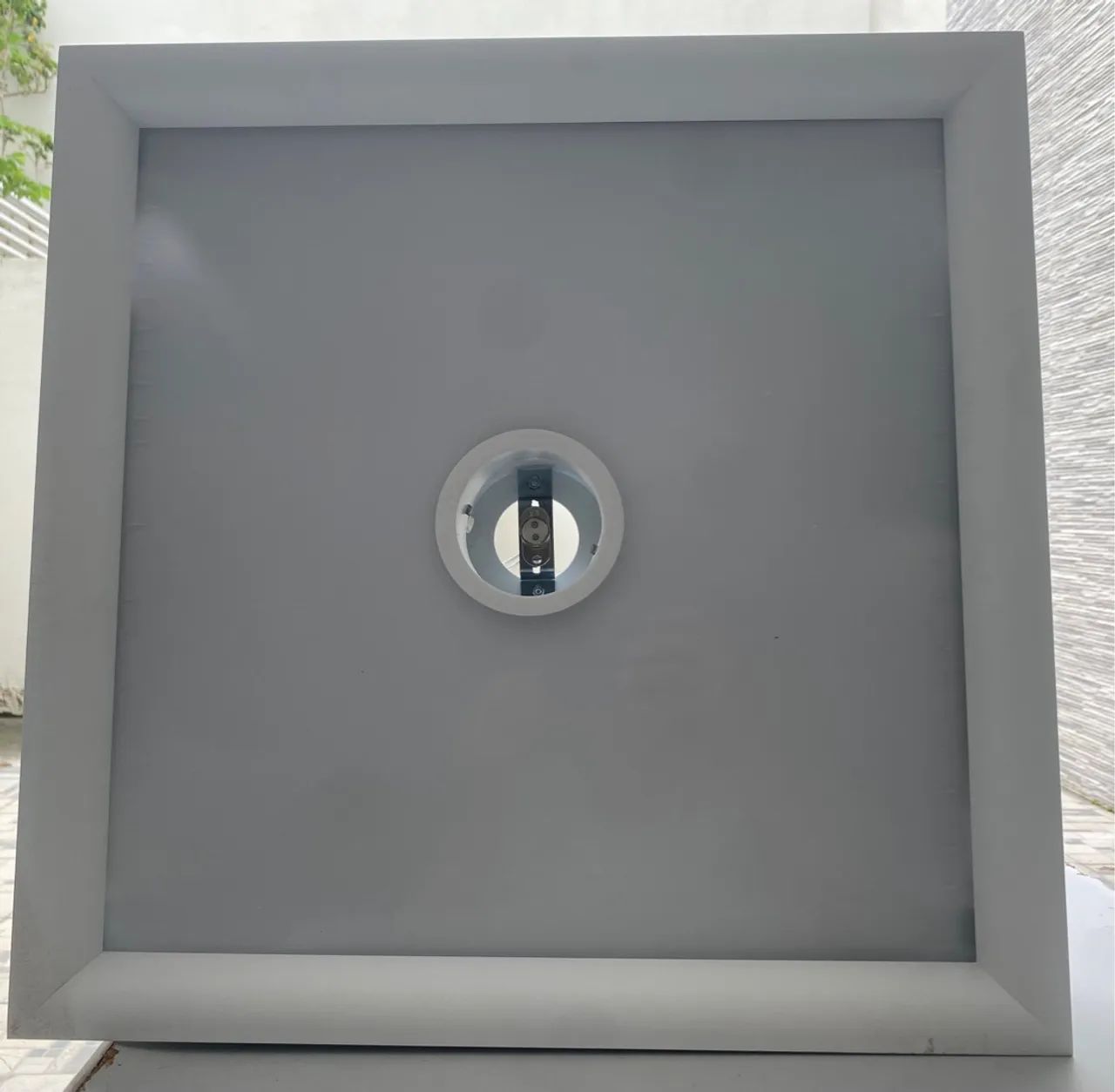 Luminária de embutir 50cmx50cm - para uso de led e dicróica  - Foto 2