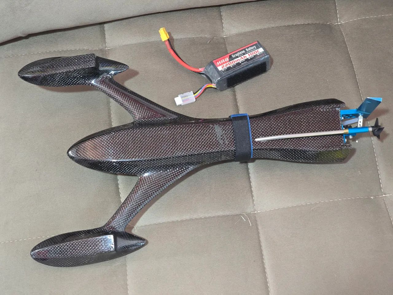 Lancha de fibra de carbono RC speed - Foto 2