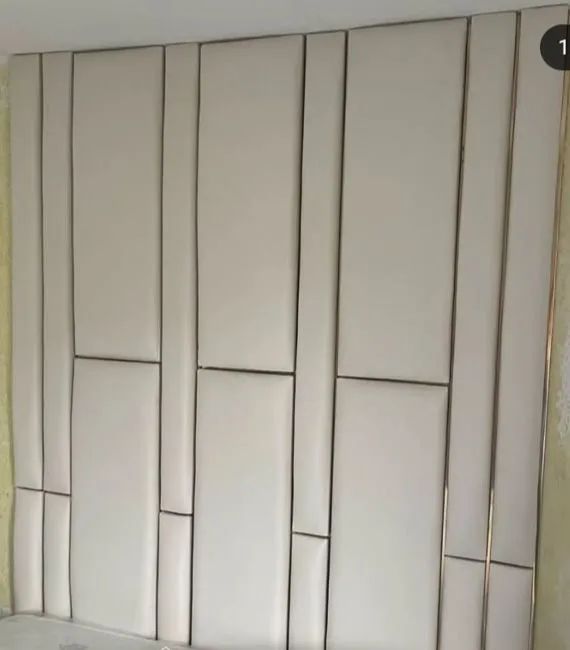 Cabaceiras adesivada com fitas douradas 