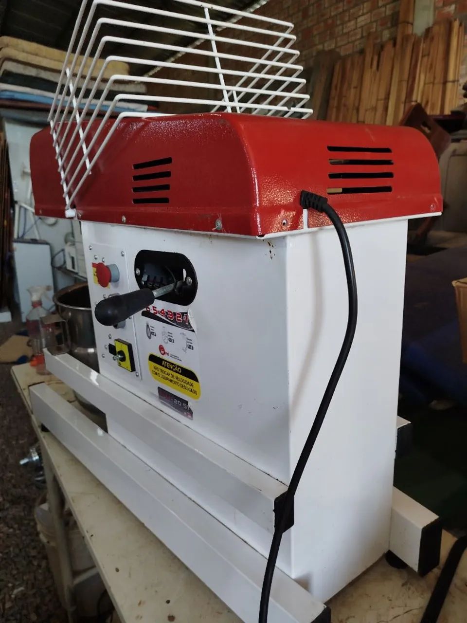 Batedeira planetária industrial Maná 20 litros  - Foto 5