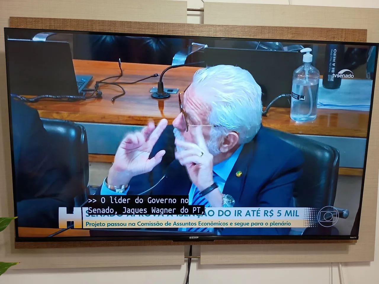 TV Semp Roku 50 polegadas 64302954922625121