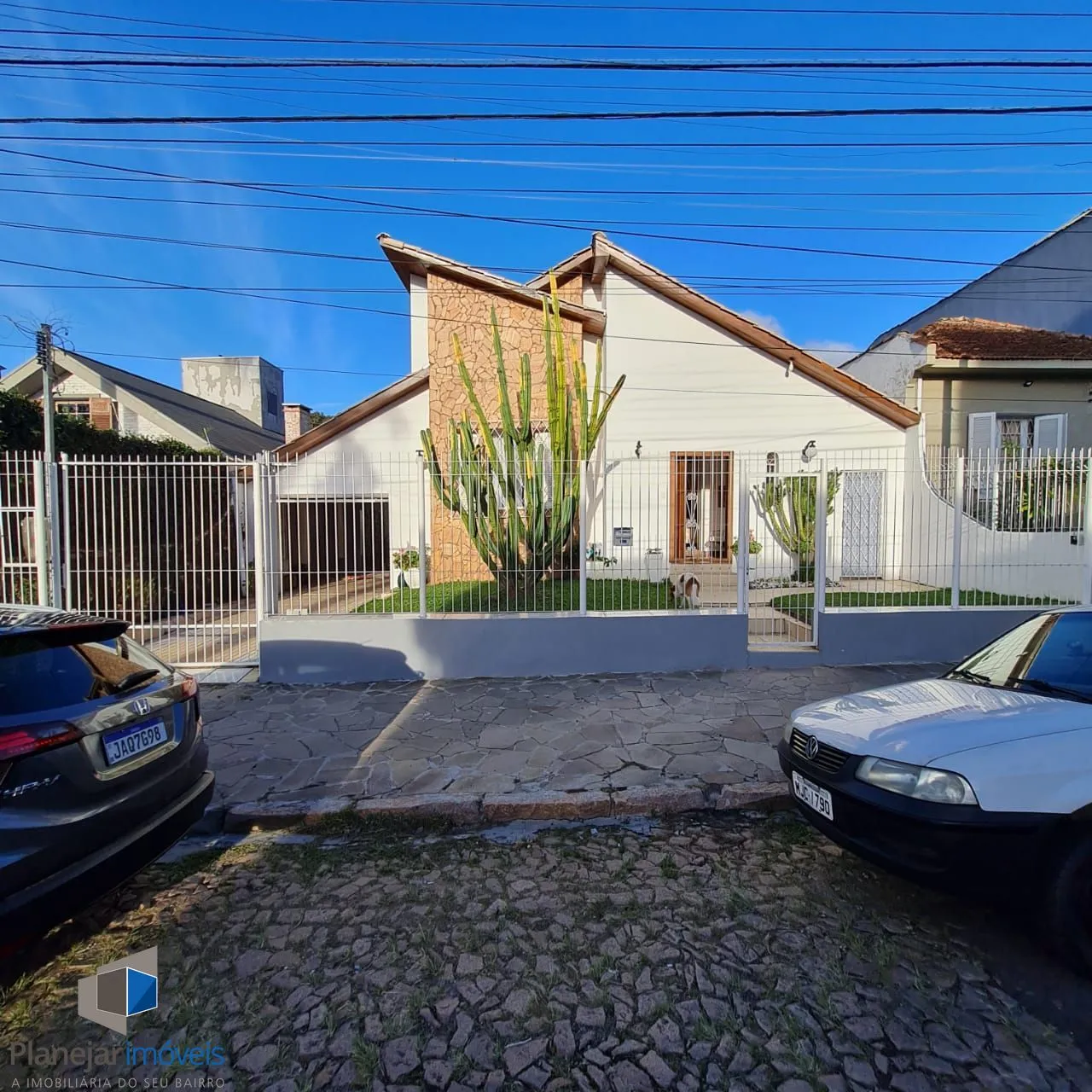 RESIDÊNCIA - RUA PAISSANDU - BAIRRO PARTENON