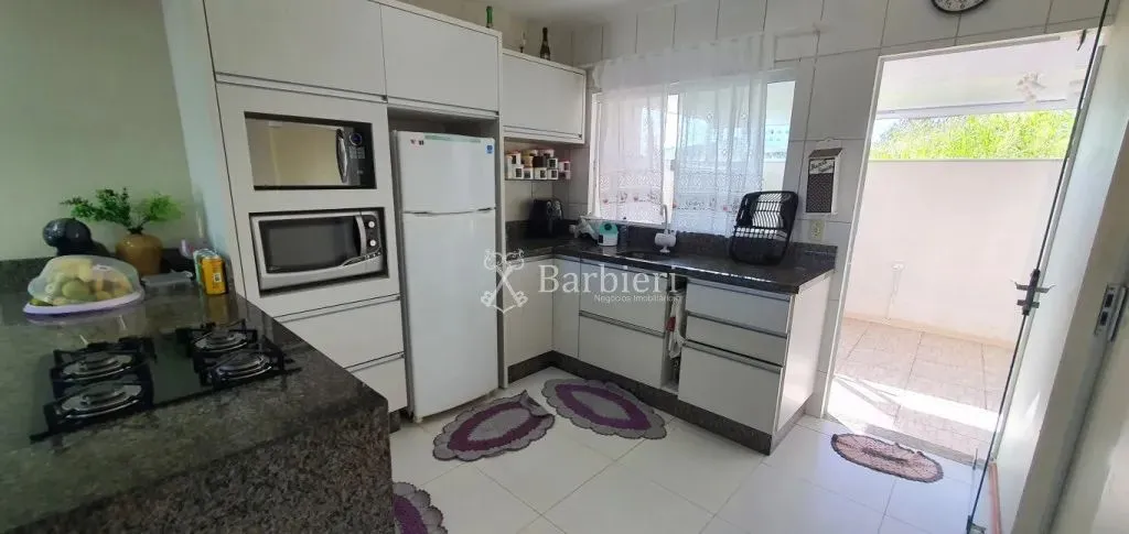 Sobrado com 3 quartos sendo 1 suíte na Itoupava Central em Blumenau/SC