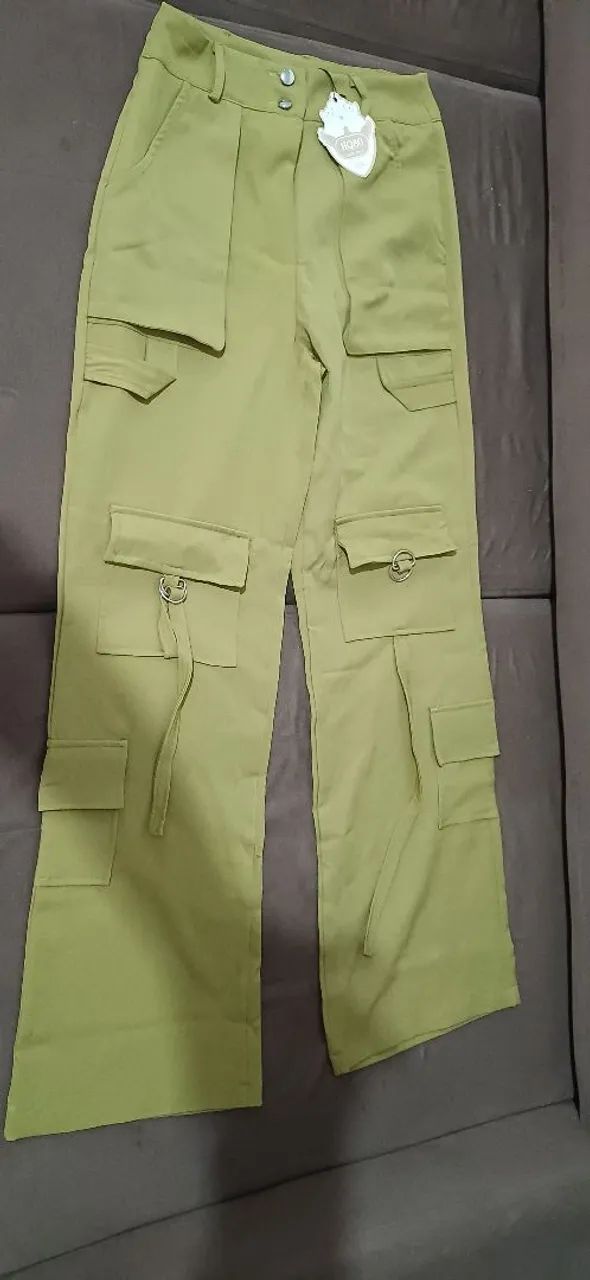 Calça Cargo Verde com Bolsos - Foto 2