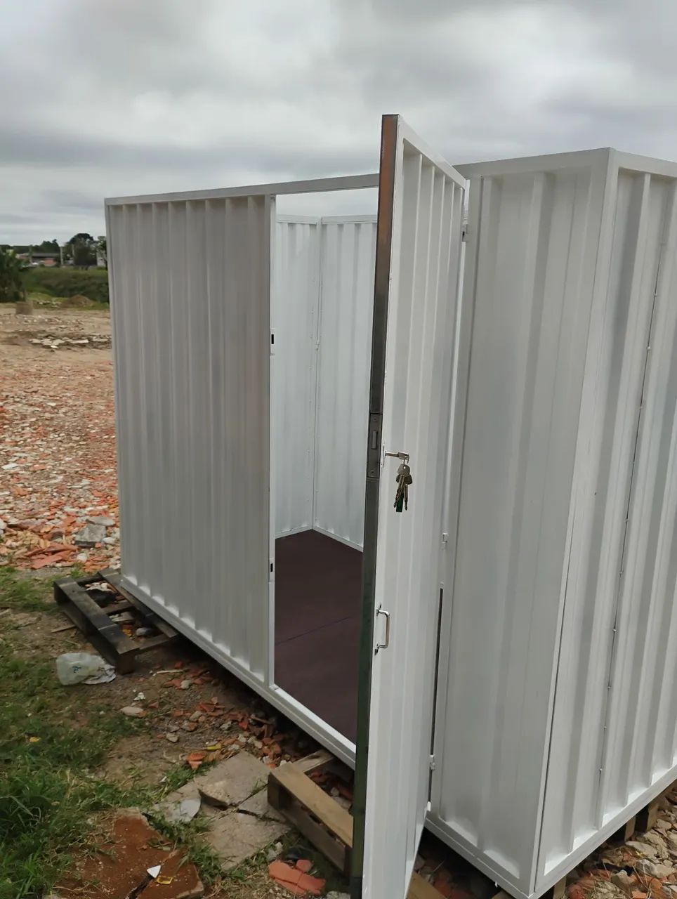 Container almoxarifado64840847909507121