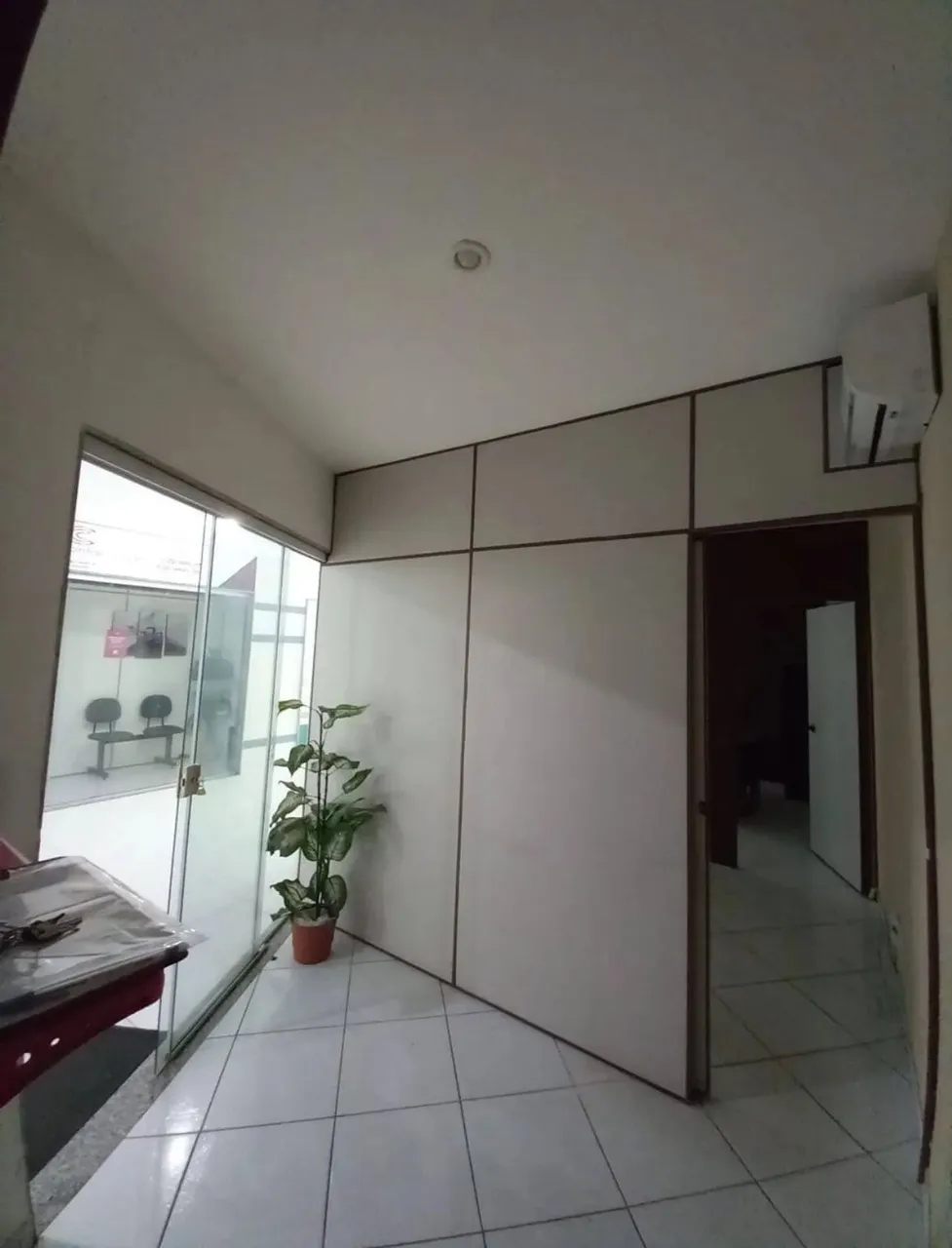 Loja Comercial para Locação, Recepção + 02 salas - Centro, Araruama/RJ.