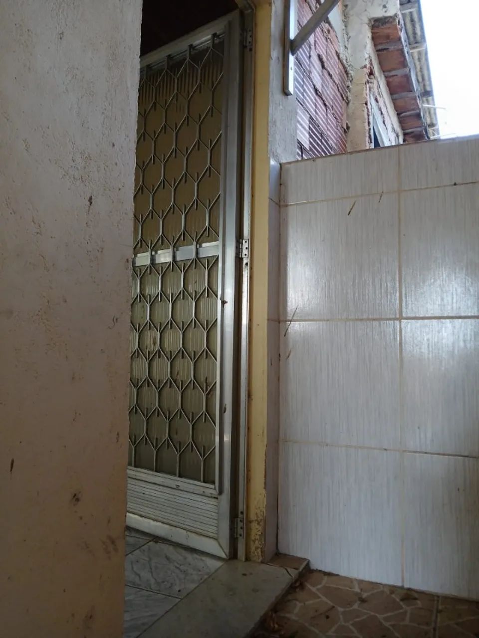 Vendo ótima casa em Sepetiba,50 mil de entrada - Foto 5