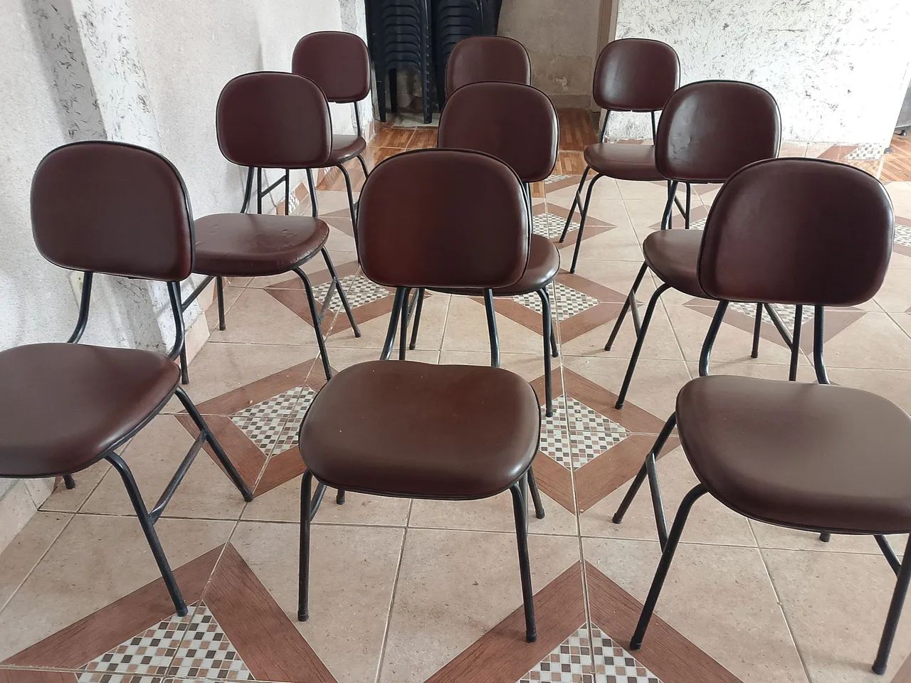 Cadeiras de ferro 
