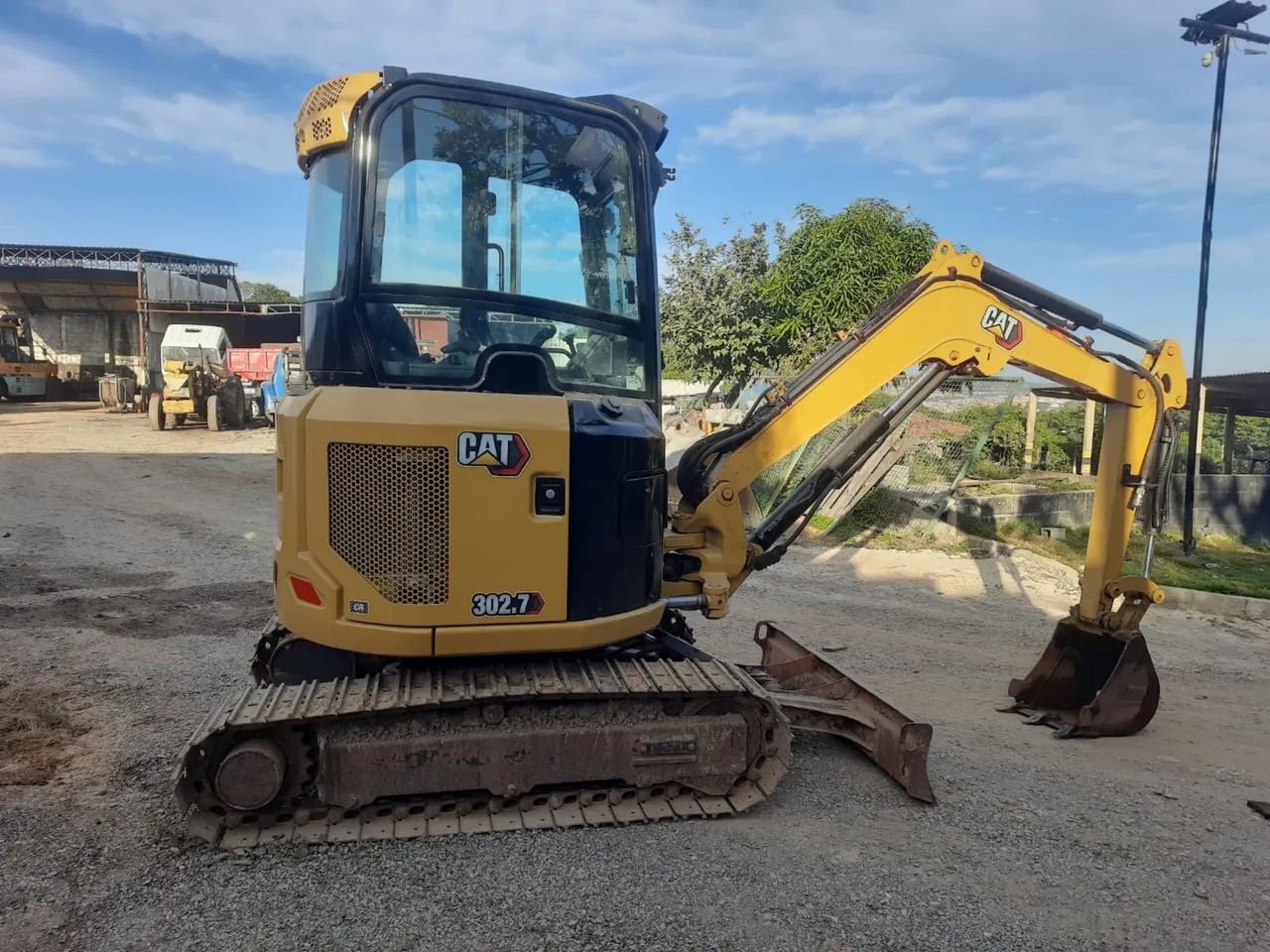 Mini escavadeira Caterpillar 302.7  - Foto 4