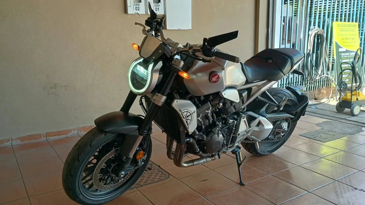 Honda CB1000 - Foto 2