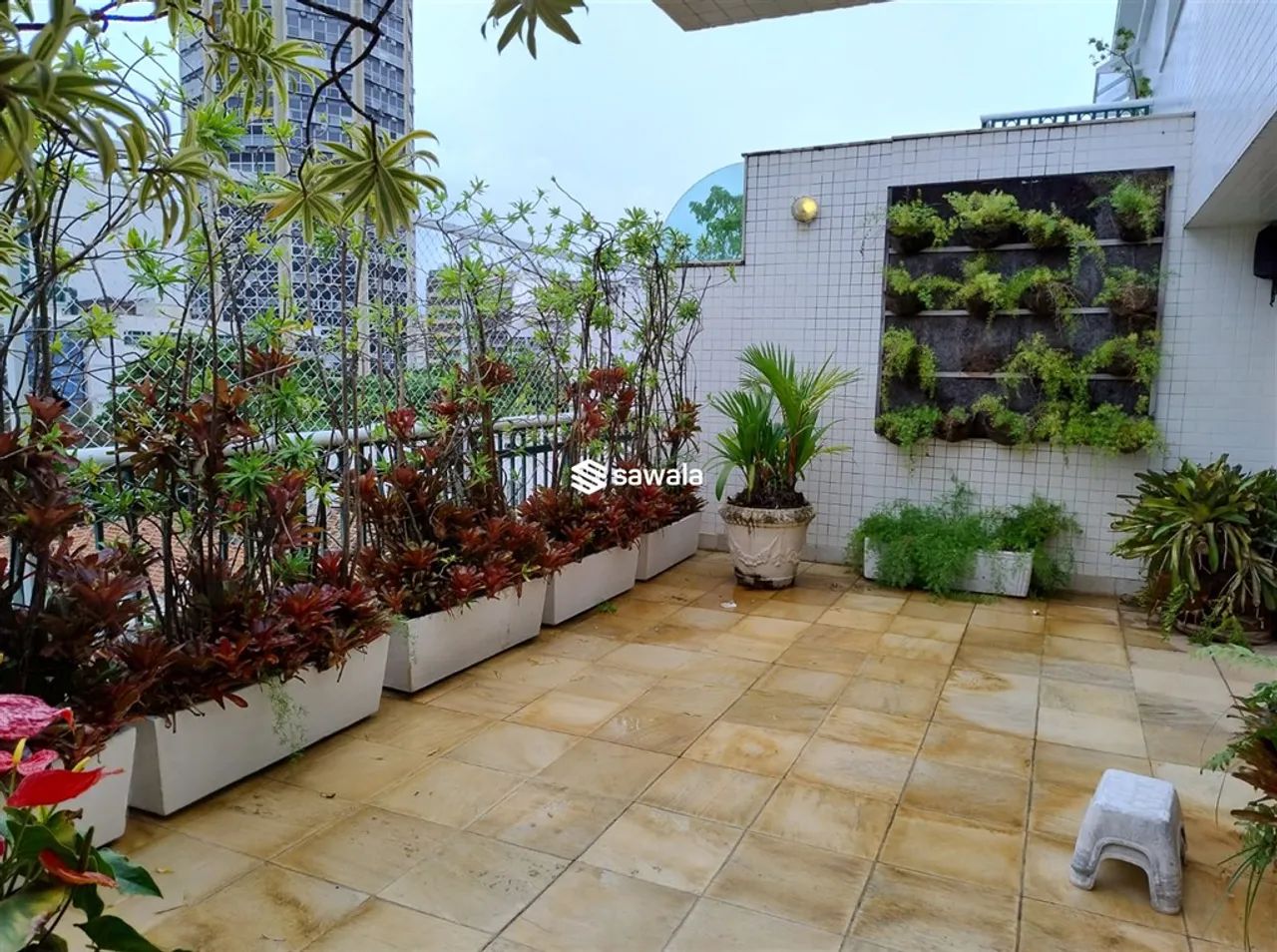 Apartamento 4 quartos, sendo 2 suítes