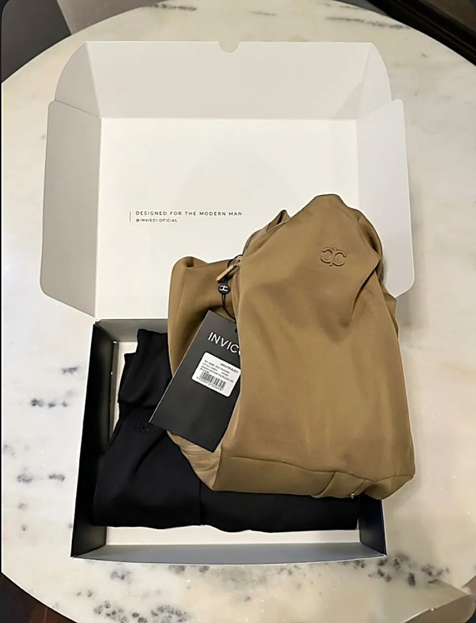 Conjunto Invicci Luxury Sport - Minimalismo e Performance (Novo)
