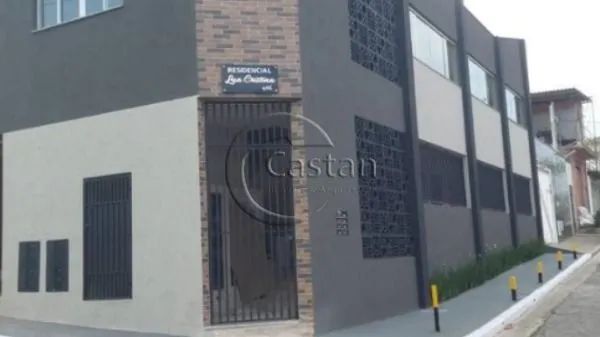 prédio novo residencial de esquina-aricanduva