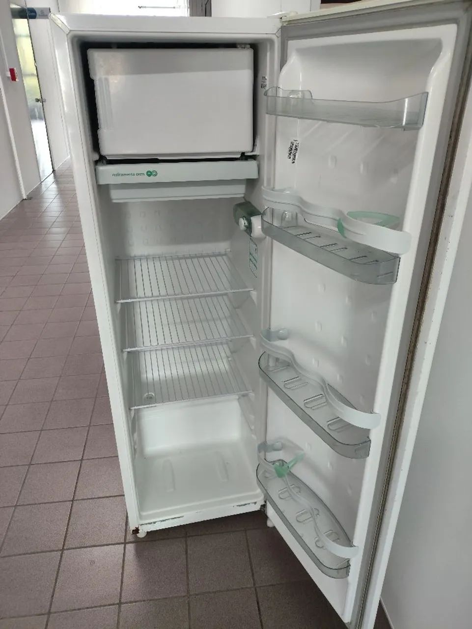 Geladeira Consul 280L - Foto 4