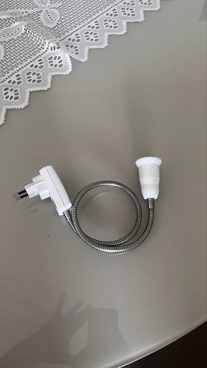 Adaptador de lâmpada para tomada 