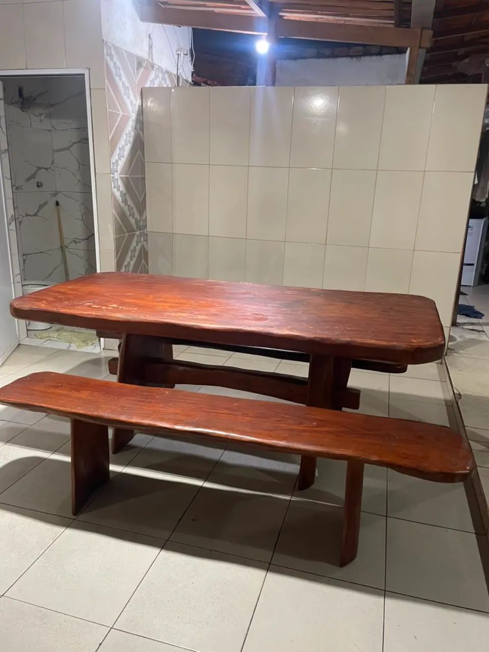 Mesa de jaqueira