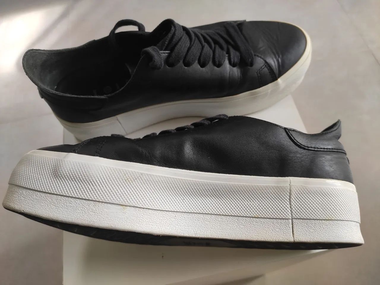 Tênis schutz couro feminino 