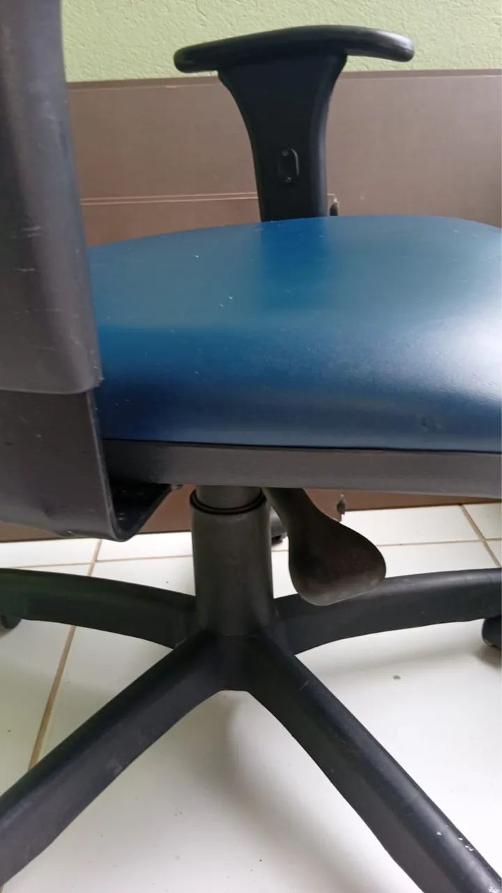 Cadeira de escritório - Foto 2