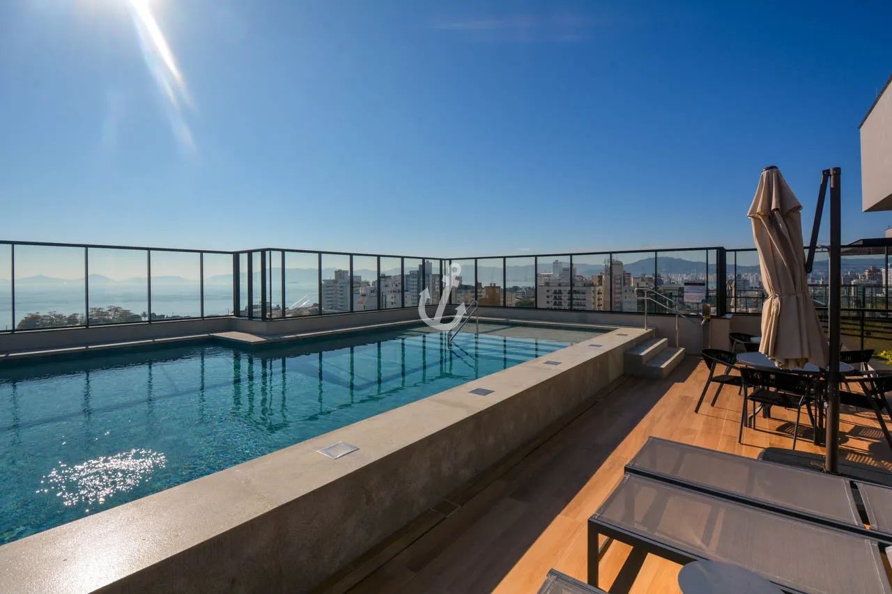 Studio mobiliado com 2 garagens no Estreito - Foto 2