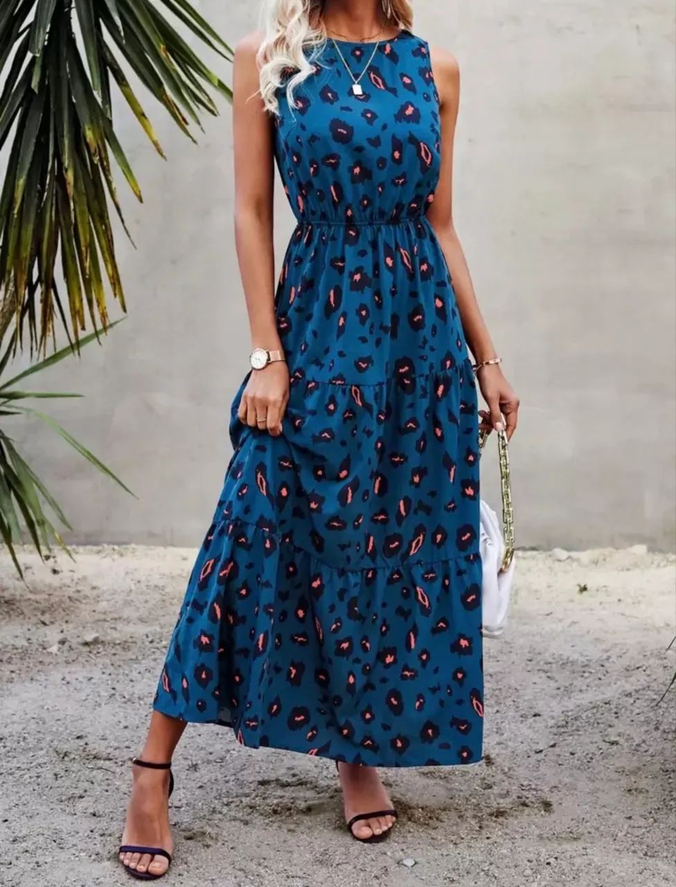 Vestido longo estampa de onça  - Foto 3