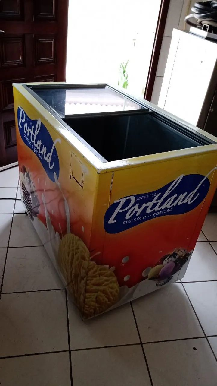Freezer Horizontal com Vidro 310 Lts