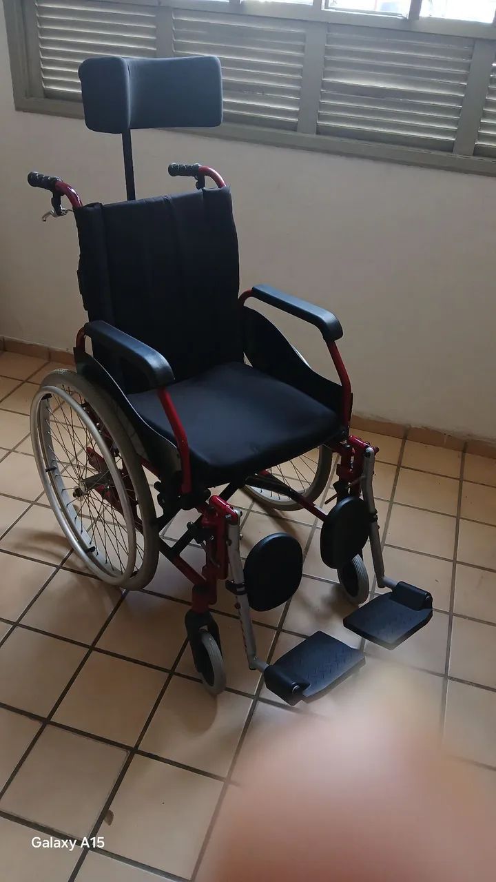Cadeira de rodas  - Foto 4