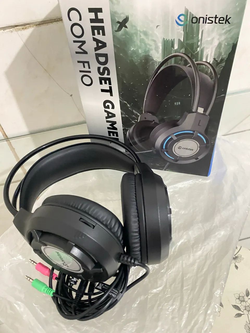 Fone422080356696074241