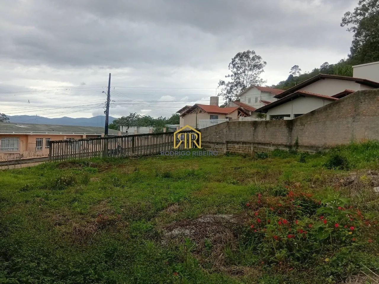 MORE NO MELHOR BAIRRO DE FLORIPA - CENTRO