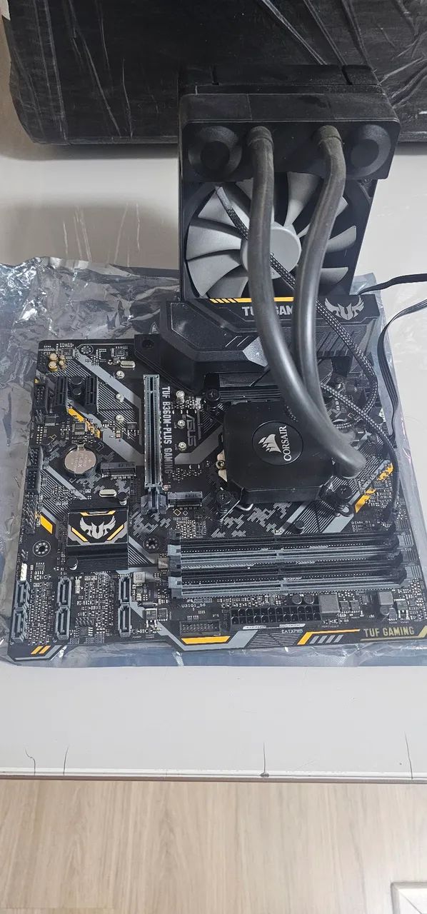 Placa mãe tuf b360m + i7 8700  - Foto 3