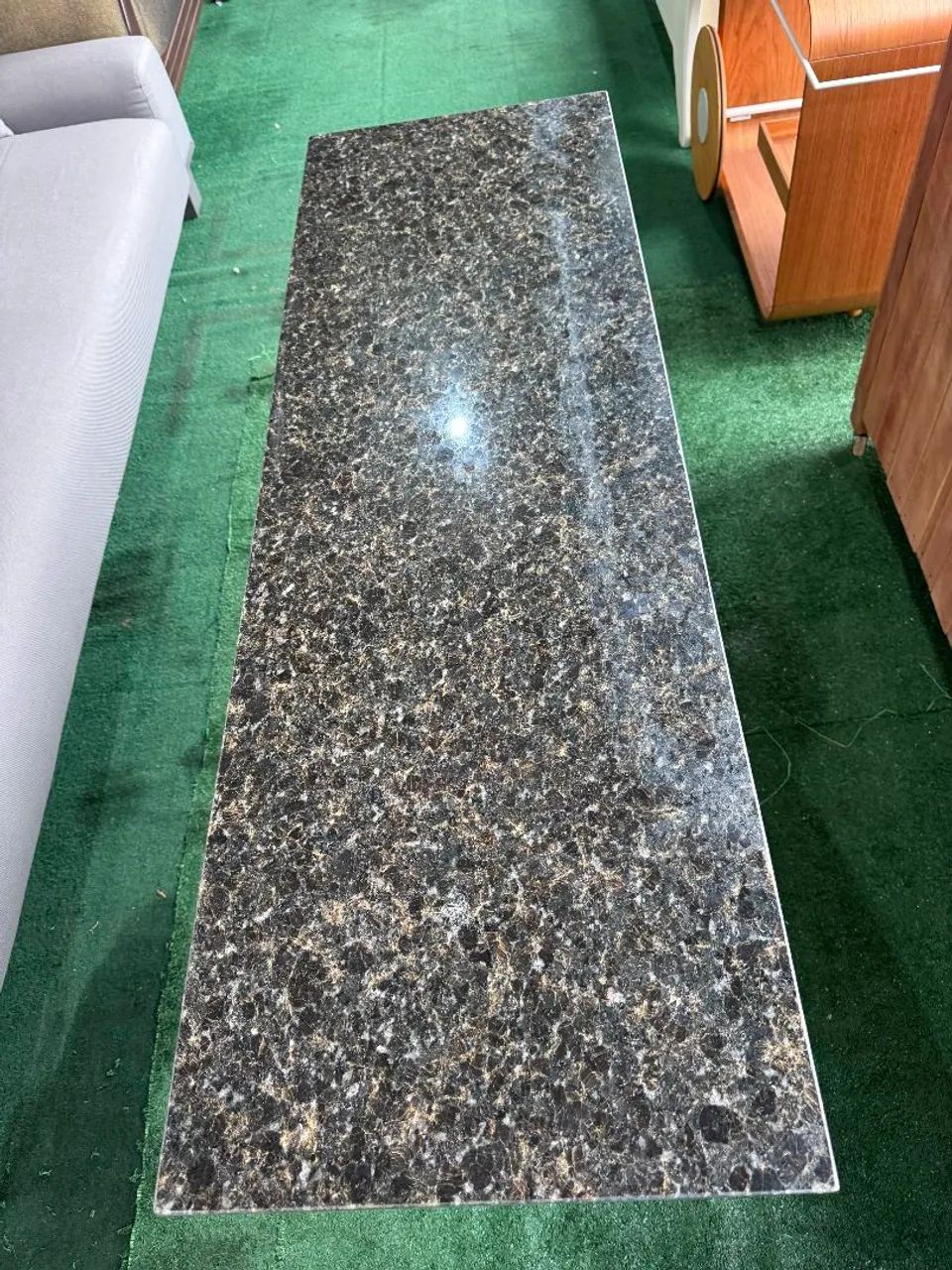 Mesa de Mármore com Pés de Ferro - Foto 4
