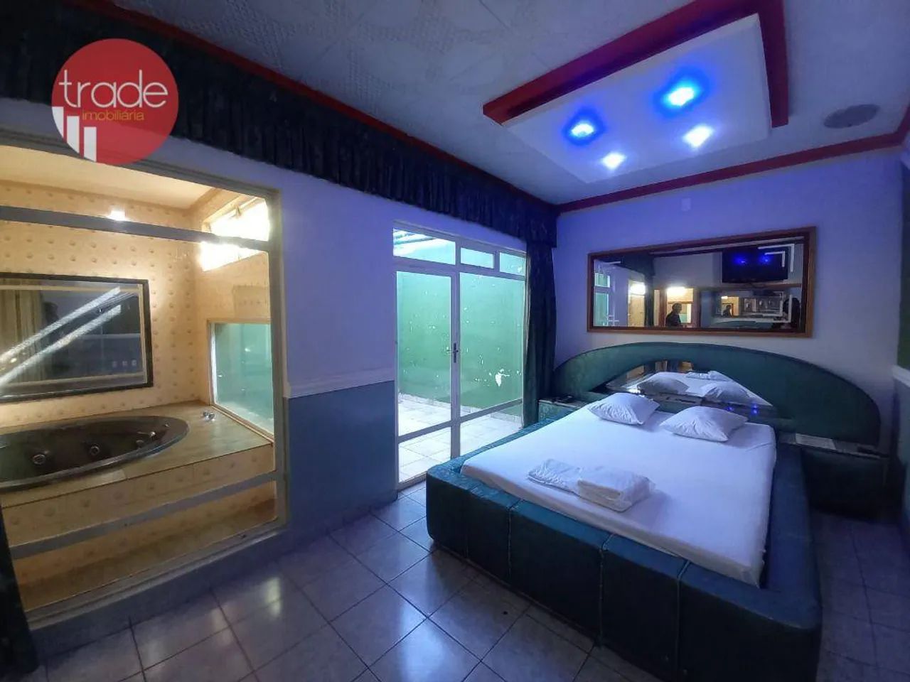Motel a venda com 44 suites