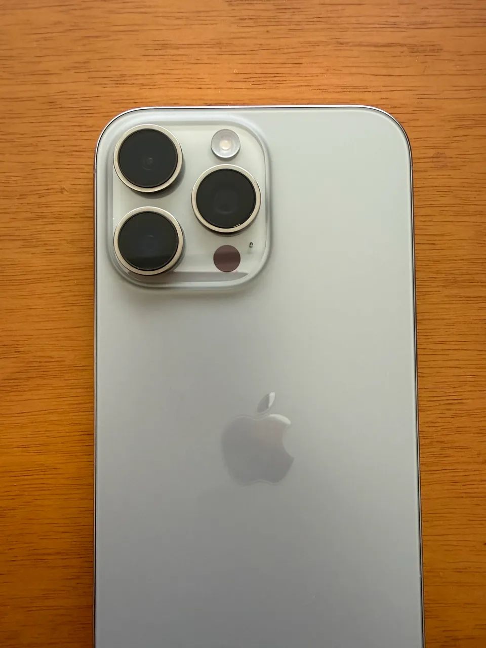 iPhone 16 Pro max  Prata Impecável - Bateria 100% - Sem Marcas  - Foto 5