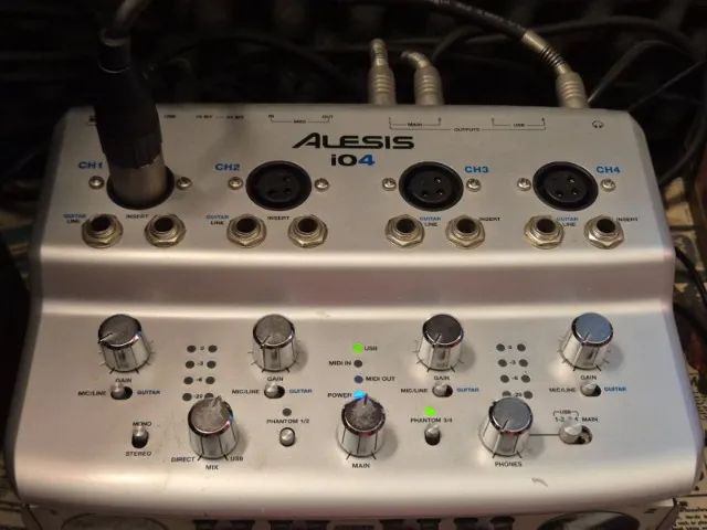 Placa Interface de Áudio Alesis I04