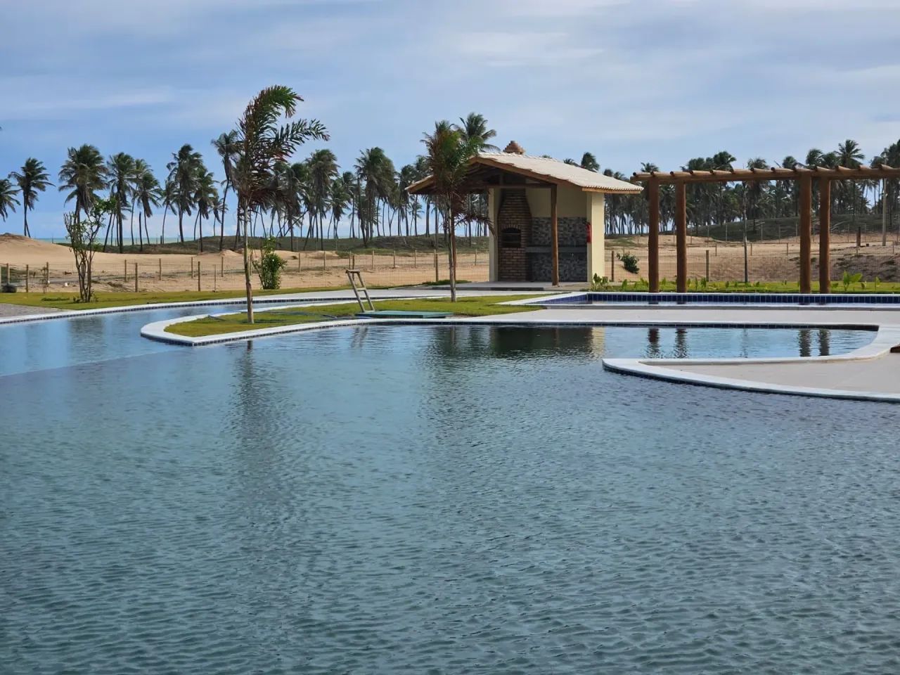 Vendo Repasse Lote no Cond. Mares de Malui ( Pronto para construir ) - Foto 4