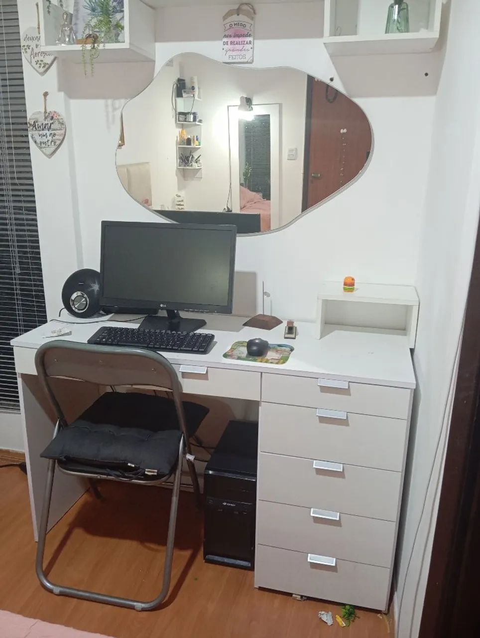 Mesa/escrivaninha  - Foto 2