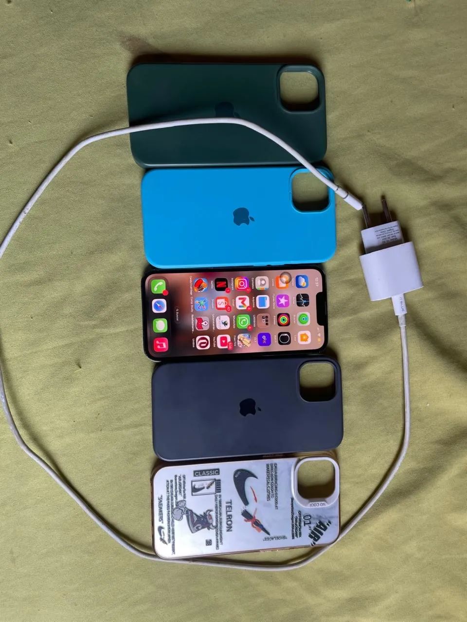 iPhone 13 - Foto 3