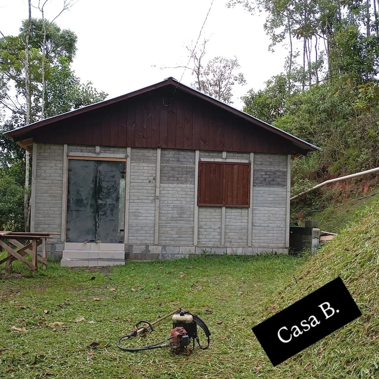 Duas casas... 3000m² - Foto 2