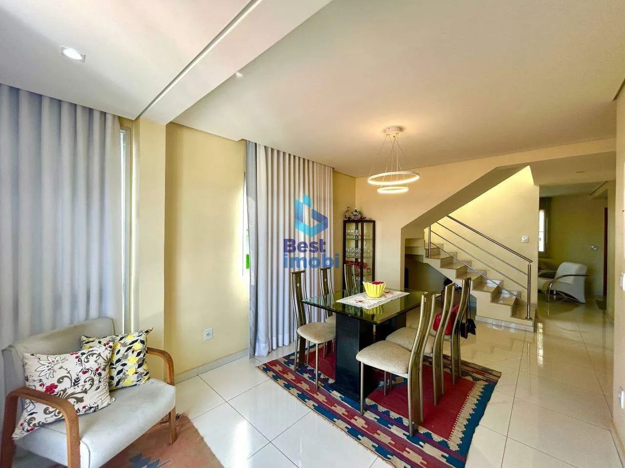 Casa à Venda com 3 Quartos, Suíte, Salão de Festas e Barracão - Foto 5