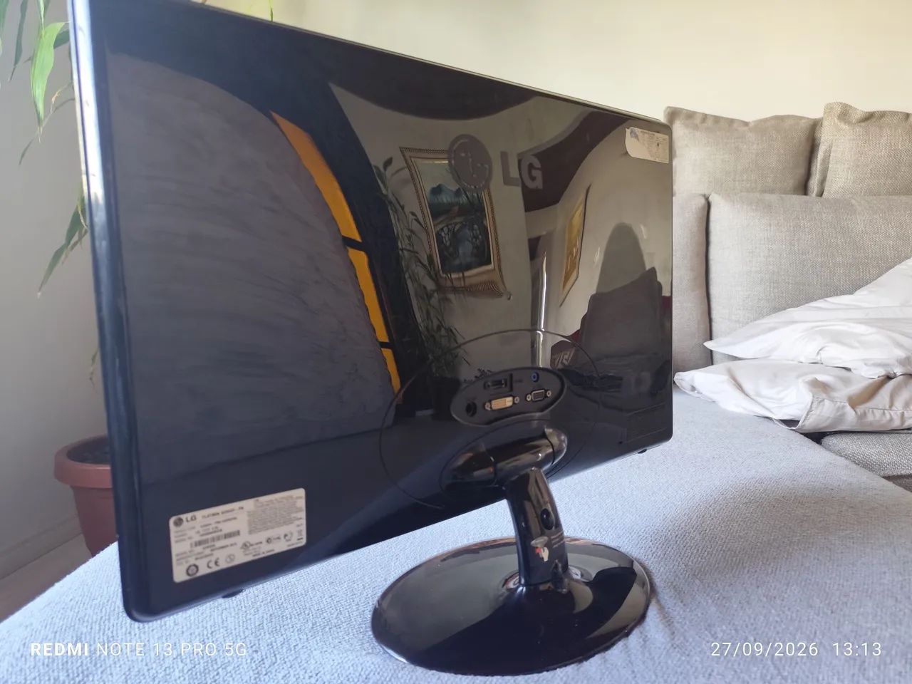 Monitor Lg Flatron E2350 23" Full Hd. - Foto 3
