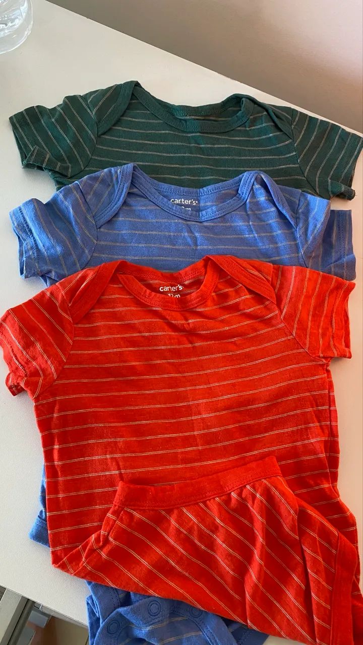 Trio de bodys Carters - Foto 4