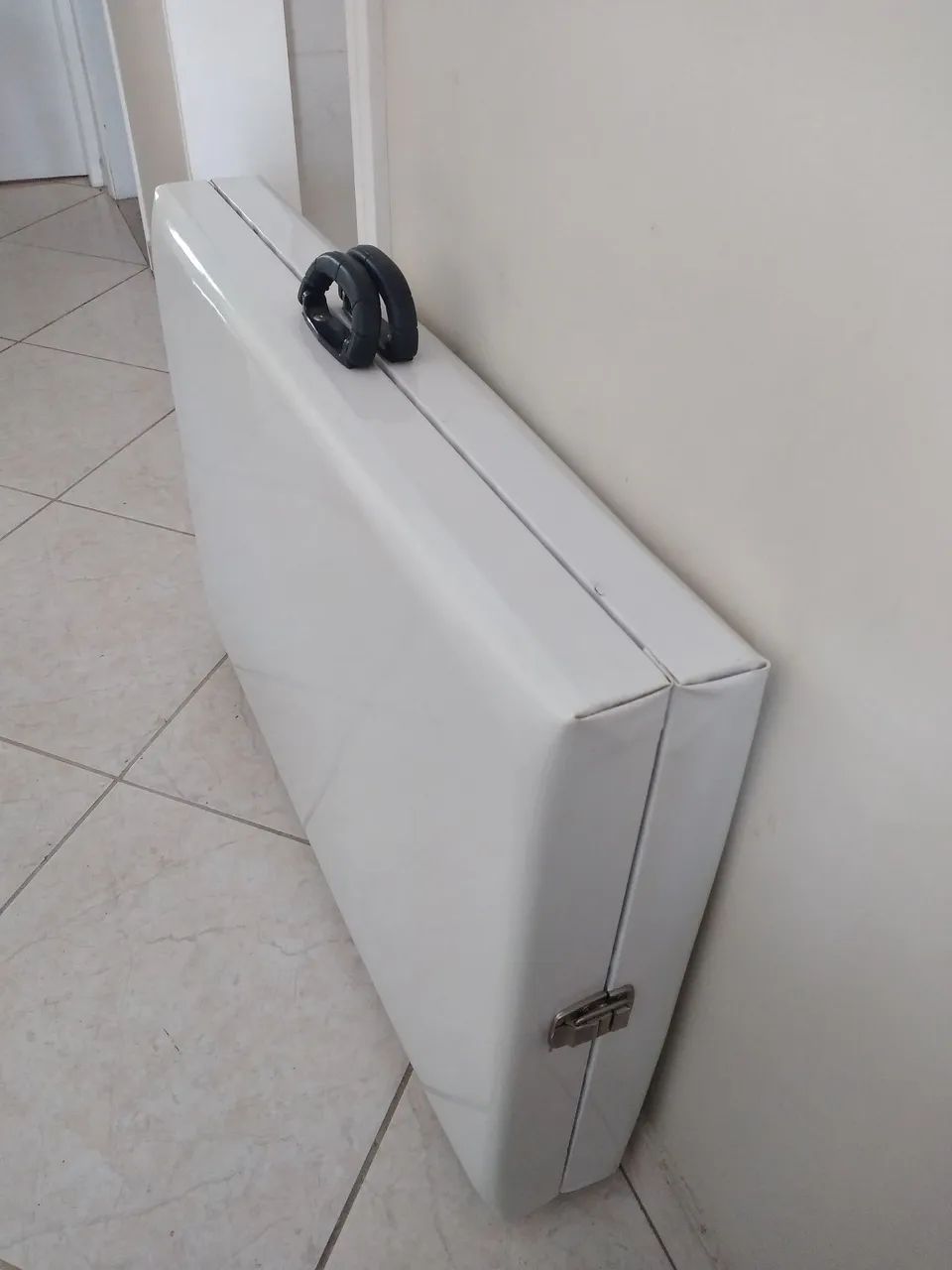 Maca portátil tipo maleta nova - Foto 2