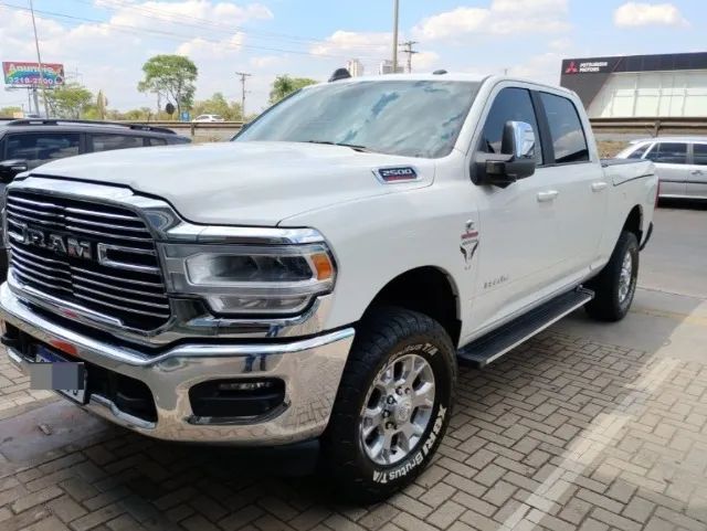 Ram 2500 LARAMIE 6.7 TDI CD 4X4 DIESEL 2024