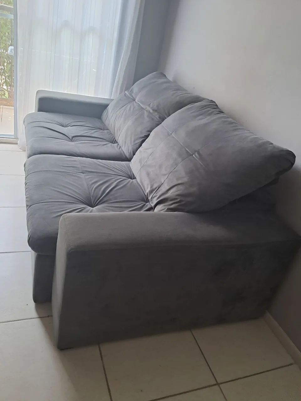 Sofá 2 módulos / 2,20 m - Tecido Veludo Suede cinza chumbo  - Foto 3