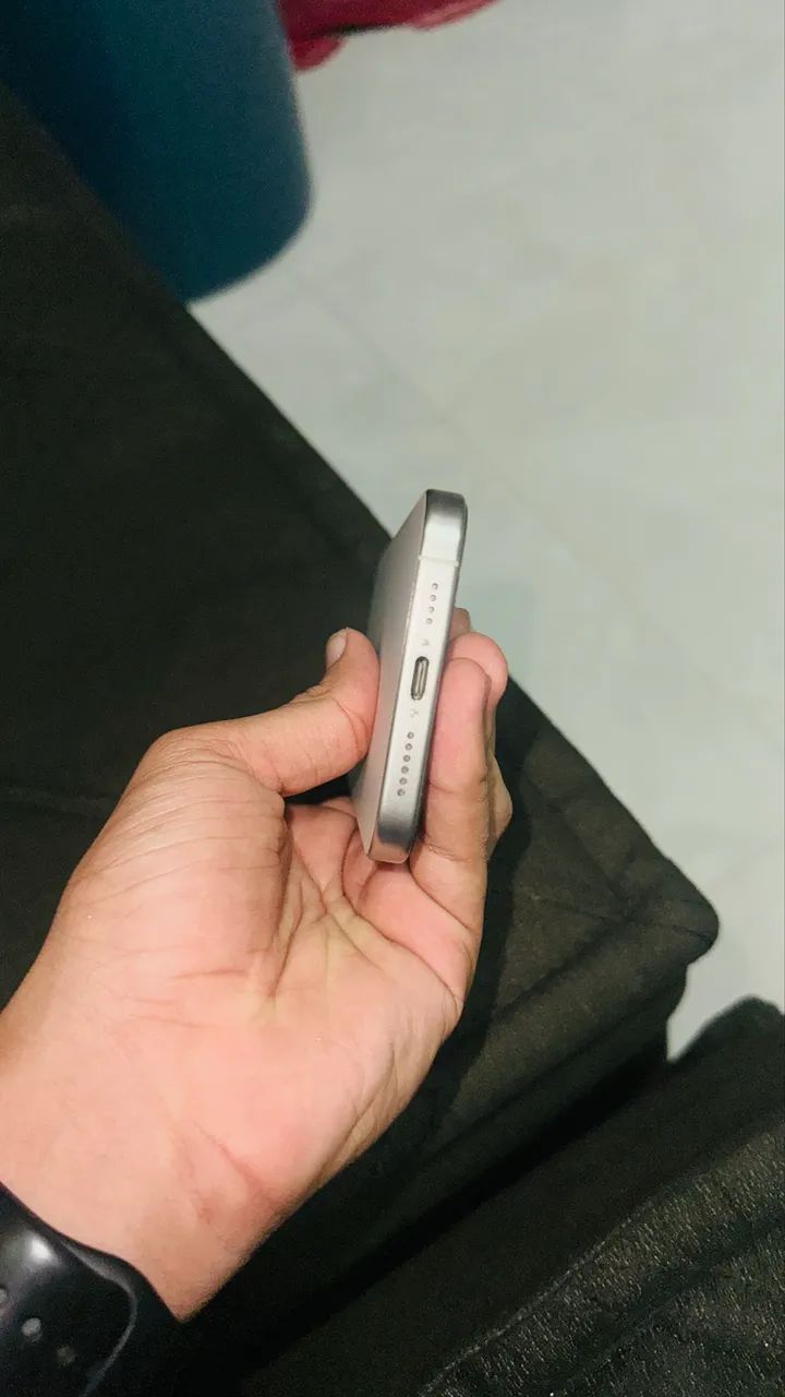 iPhone 15 Pro Max  256GB branco  - Foto 4