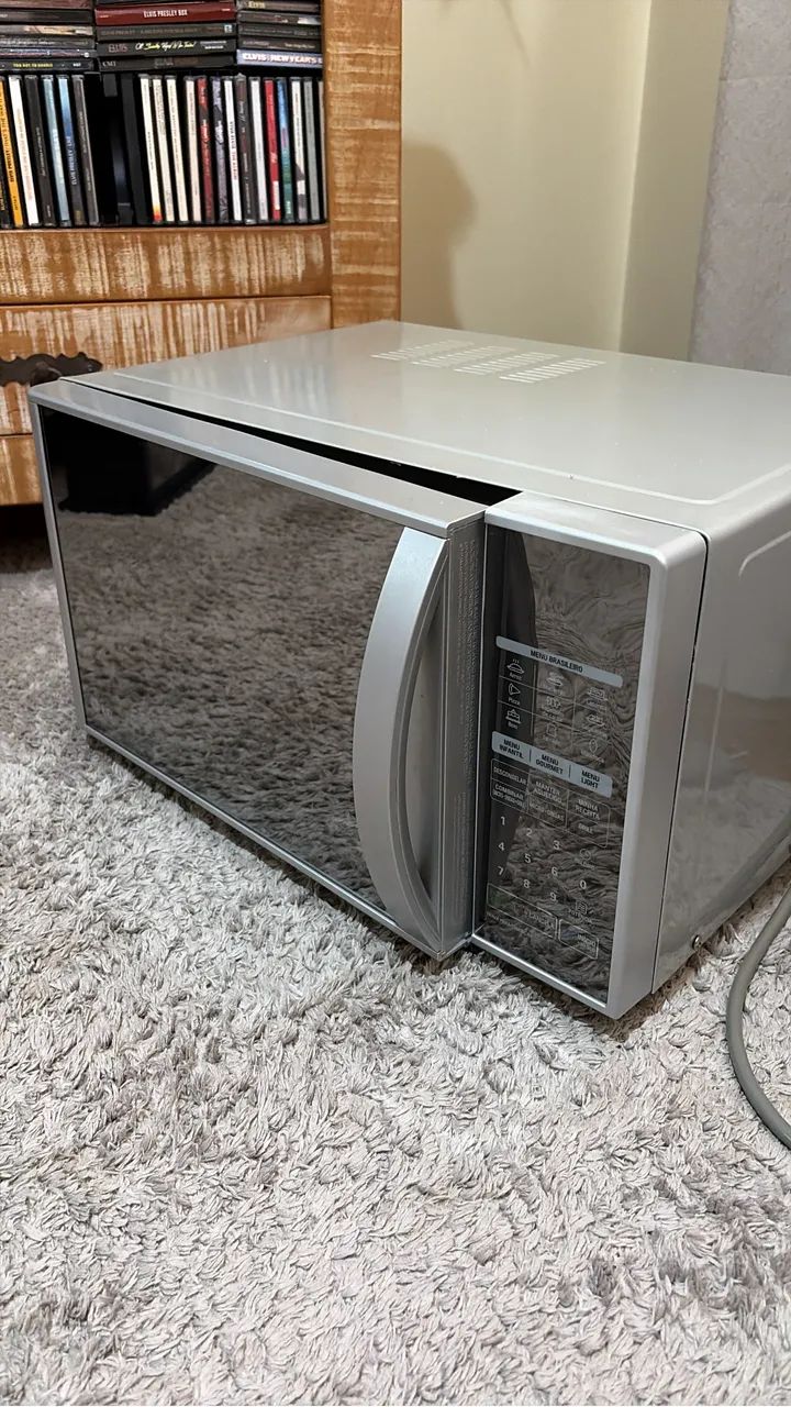 Microondas LG com defeito 