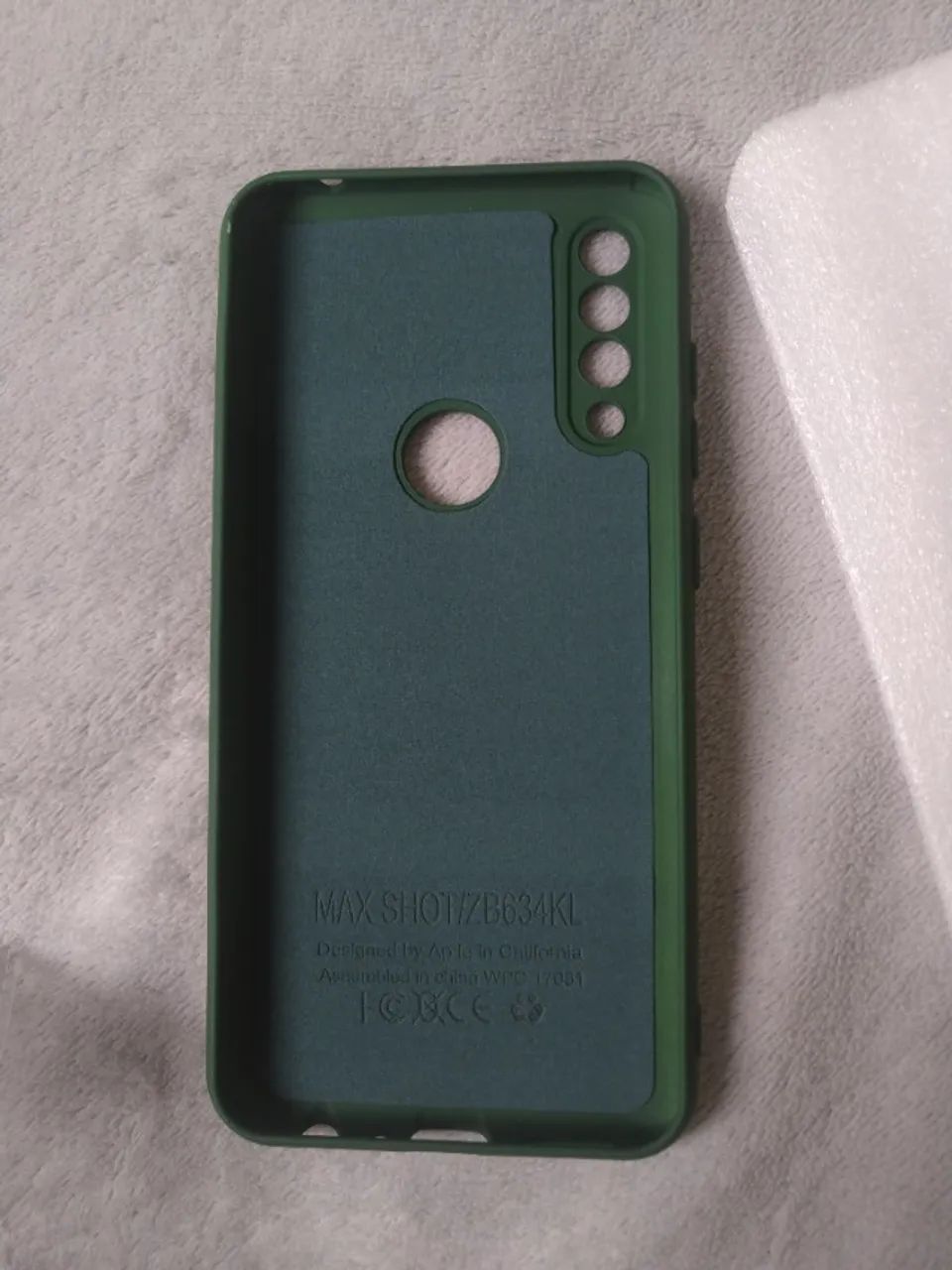 Capa celular Asus ZB634KL